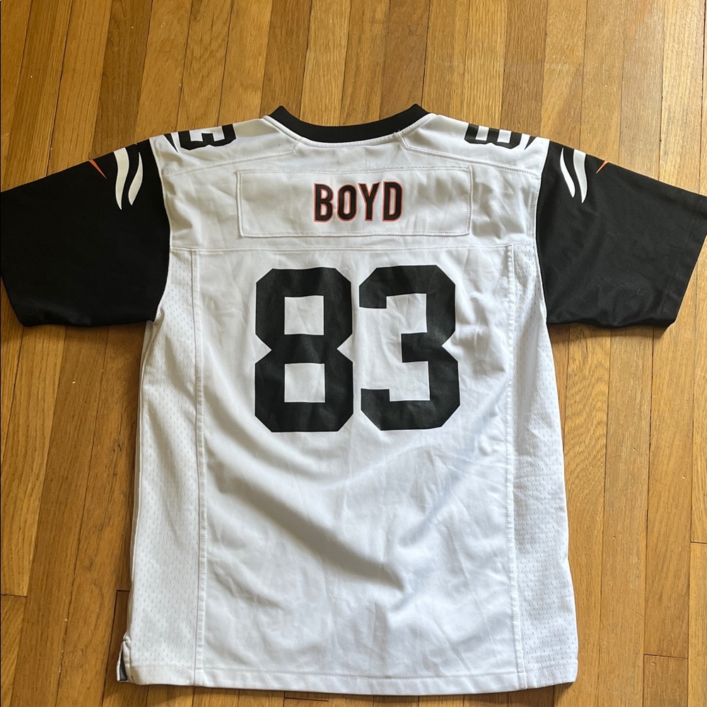 NIKE NFL Youth XL Cincinnati Bengals Tyler Boyd Black and White Football Jersey - Picture 5 of 7